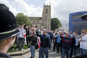 edl keighley crowd 6 sm.jpg